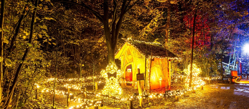 Leuchtendes Lebkuchenhaus // © Christmas Garden/Muenster4life