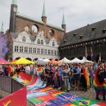 CSD Lübeck Pride Demo und Strassenfest - Foto 32