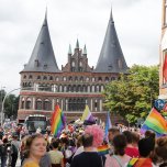 CSD Lübeck Pride Demo und Strassenfest - Foto 78