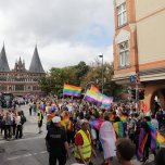CSD Lübeck Pride Demo und Strassenfest - Foto 79