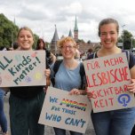 CSD Lübeck Pride Demo und Strassenfest - Foto 87