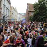 CSD Lübeck Pride Demo und Strassenfest - Foto 159