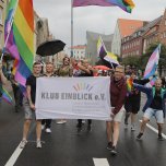CSD Lübeck Pride Demo und Strassenfest - Foto 197