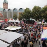 CSD Lübeck Pride Demo und Strassenfest - Foto 266