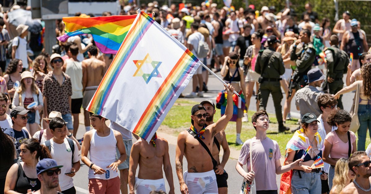 Gefeiert von Zehntausenden Große Pride Parade in Tel Aviv