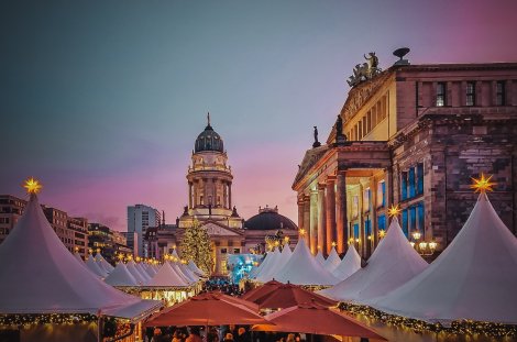 Weihnachtsmarkt Gendarmenmarkt in Berlin