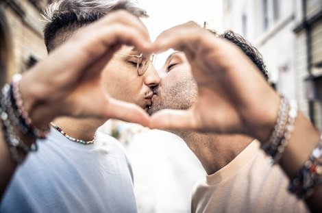 Das Geheimnis schwuler Langzeitbeziehungen – was könnte es sein? © iStock / Kar-Tr
