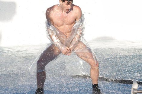 Keine Angst vor nackten Tatsachen - zur Freude von Heidi @ ProSieben / Sven Doornkaat