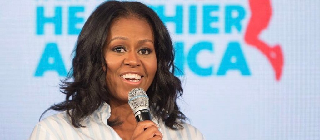 Gott soll Michelle Obama als transgender entlarven