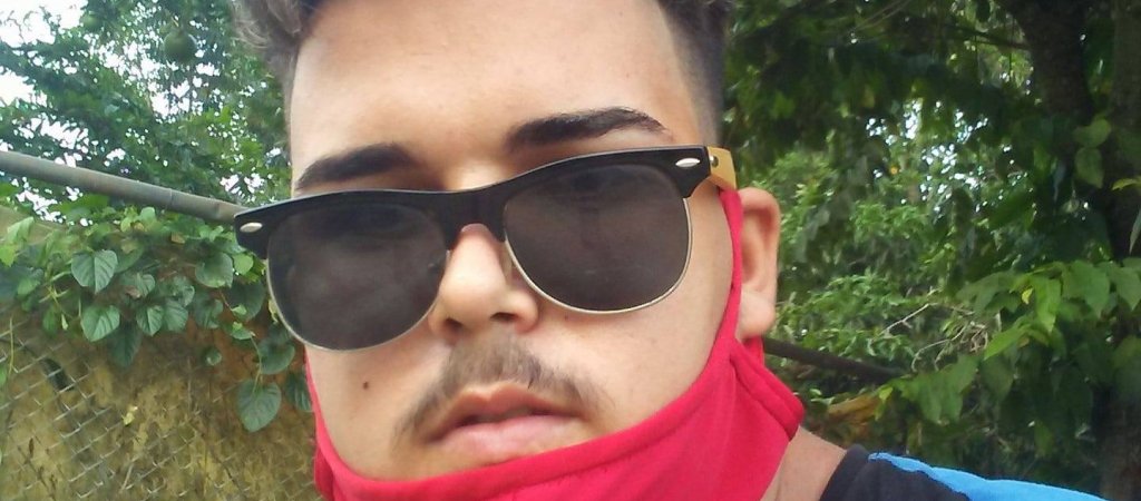 Schwuler 18-jähriger Aktivist verhaftet