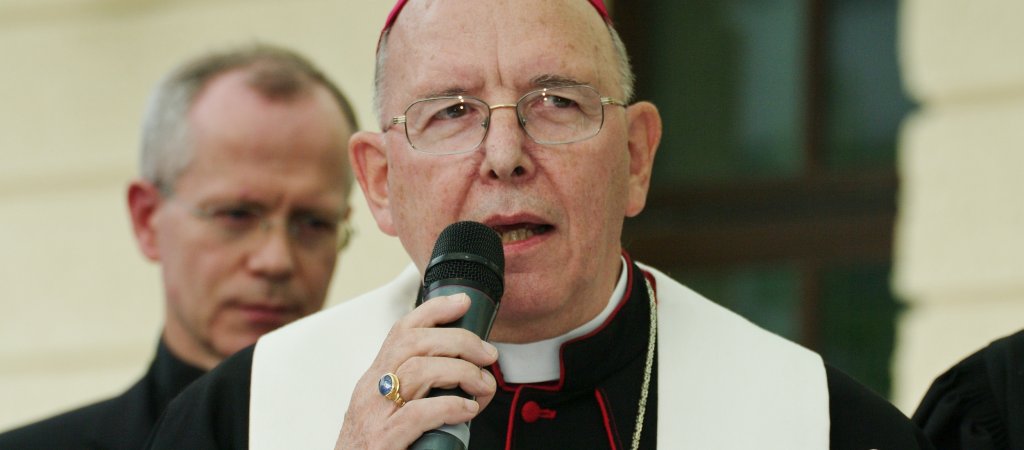Angeblich schwuler Priester zum „Schwulentest“ geschickt