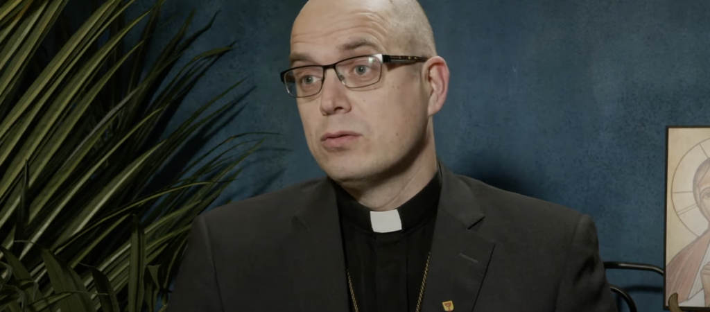 Finnischer Bischof und Politiker wegen Hassrede vor Gericht