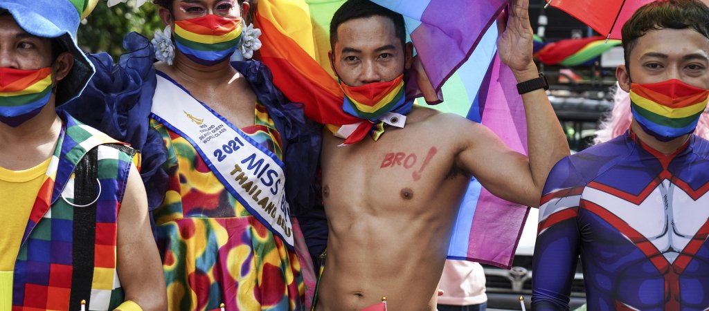 Thailand: Erster Pride nach 16 Jahren