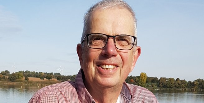 Dr. Klaus Müller 