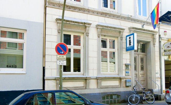 Hein & Fiete - Der schwule Checkpoint Hein & Fiete - Der schwule Checkpoint