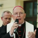 Angeblich schwuler Priester zum „Schwulentest“ geschickt
