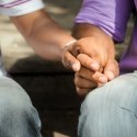 Gesetzesentwurf beschließt Ehe für alle und Adoptionsrecht